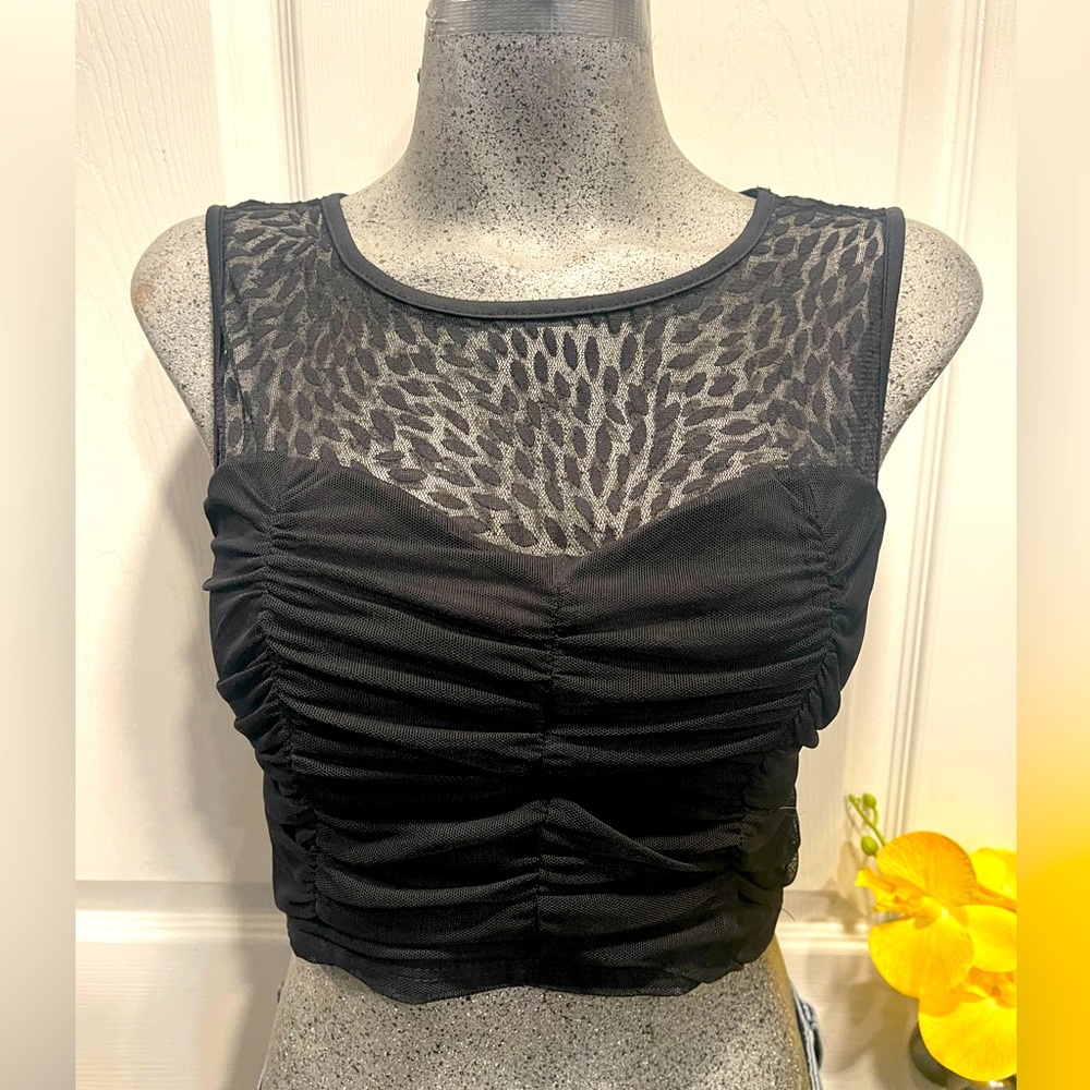 Sexy Women's Crop Top Size M